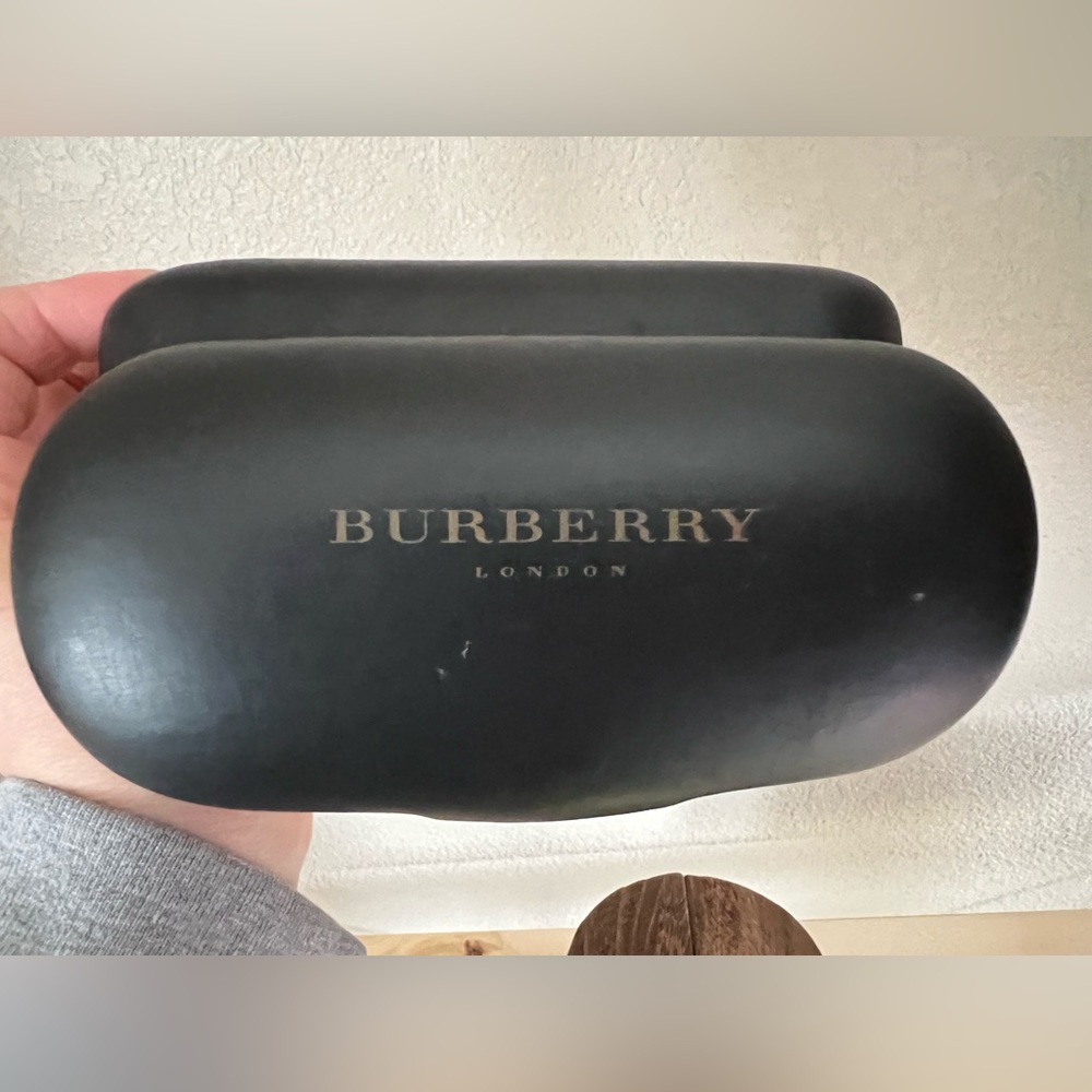 Vintage Y2K Burberry glasses case